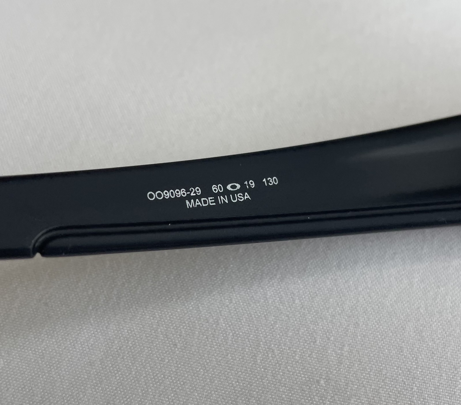 Oakley Fuel Cell Matte Black / USA – Black Iridium – NEAR MINT