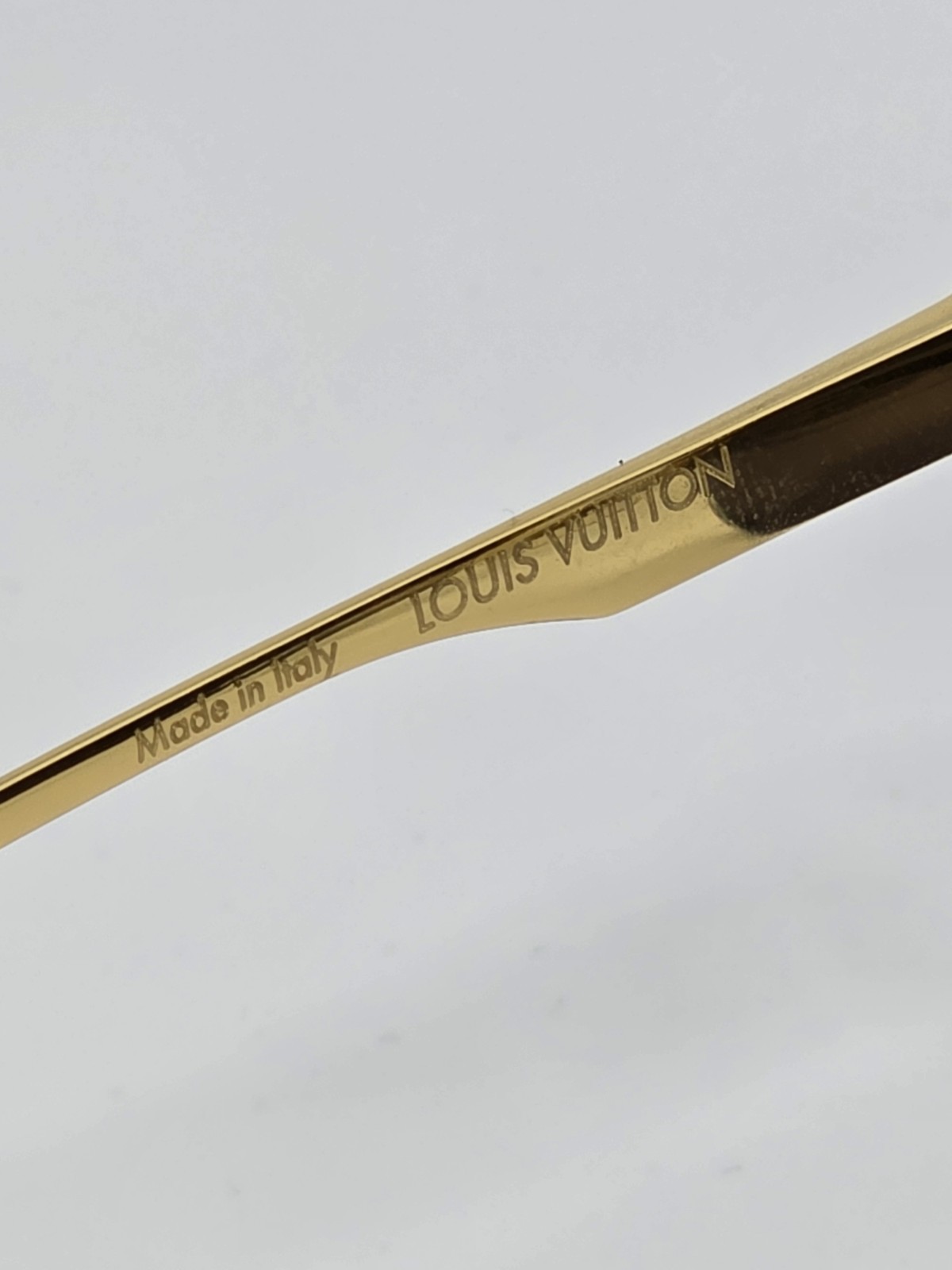 Louis Vuitton Ash Aviator Rimless Sunglasses Gold Frame Z1261W SEE PHOTOS