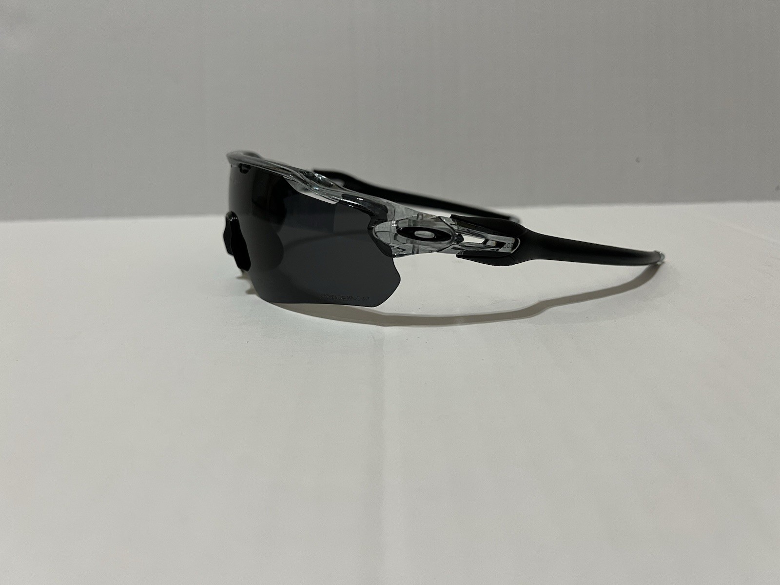 NEW Oakley 009208 Radar Ev Path Men’s Sunglasses Grey Ink Frame – Prizm Lens