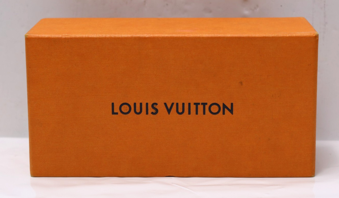 Louis Vuitton LV 1.1 Millionaires Sunglasses Gris Marble Z1326W – Grey w/Box