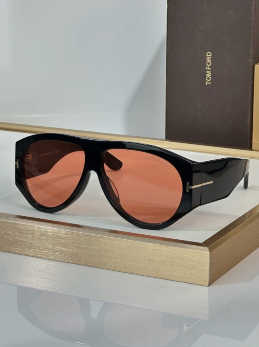 TOM FORD Bronson TF1044 Unisex Sunglasses 60□12-140