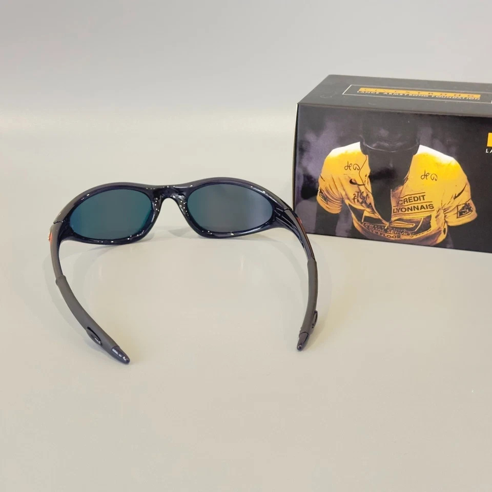 Oakley Minute 1.0 Shooting Star Ruby Lens Vintage Sunglasses USA w/ Box