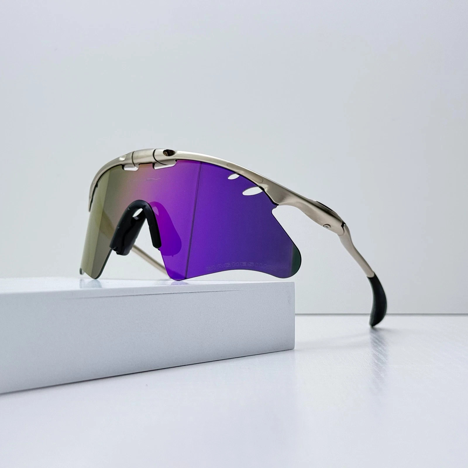 Oakley Mag X-Metal Sunglasses Silver Frame Purple Lens New Rare