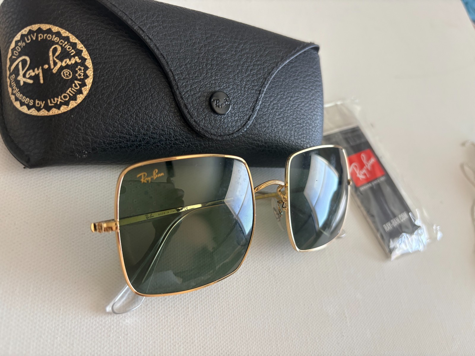 Ray-Ban RB1971 Square Sunglasses in Gold w/ G-15 Green Lenses / Mint Condition