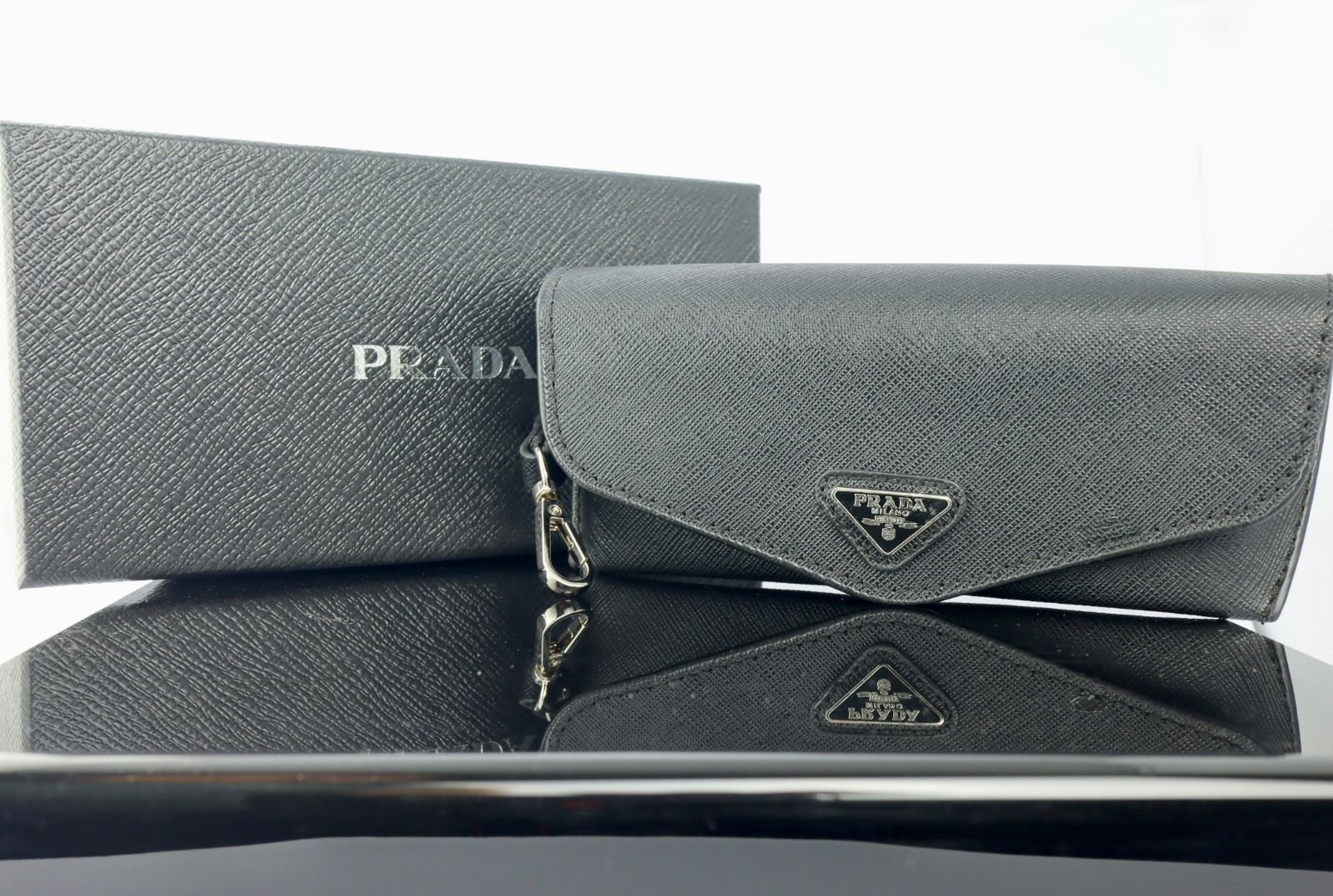 Prada PR19ZS Black / Grey Lens Cat Eye Oversized Sunglasses 100% UV
