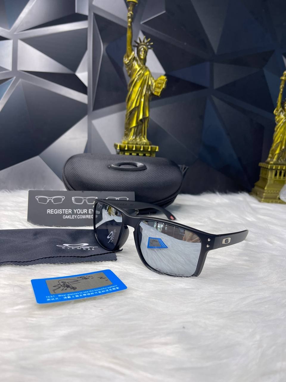 NEW OAKLEY Style Holbrook Sunglasses Black Frame Silver Lens Polarized UV400