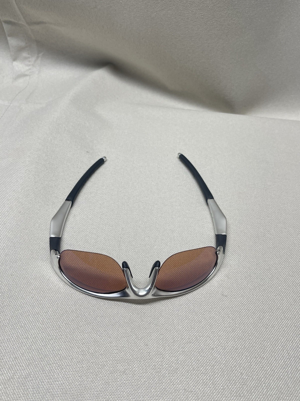 Oakley Men’s Lightweight Wrap Polarized Sunglasses Silver Metal Brown Lens