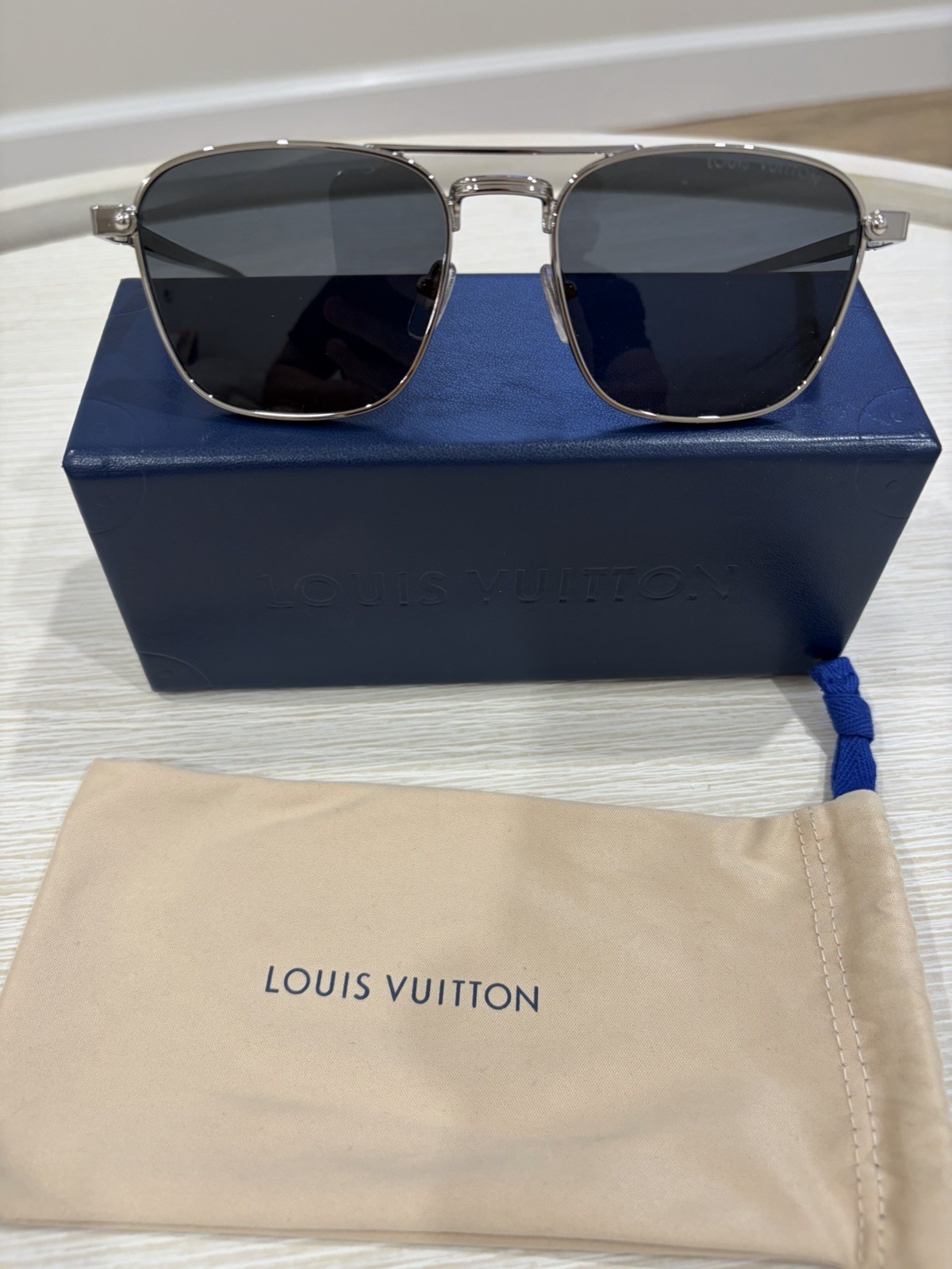 LOUIS VUITTON MEN’S LV Signature Metal Square Sunglasses Z1942U BK