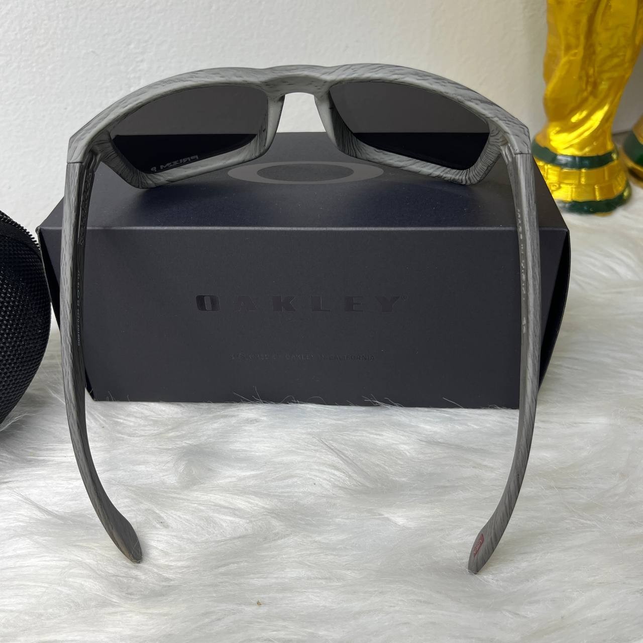 Oakley Holbrook Sunglasses Grey Woodgrain Frame Prizm Silver Polarized UV400 New