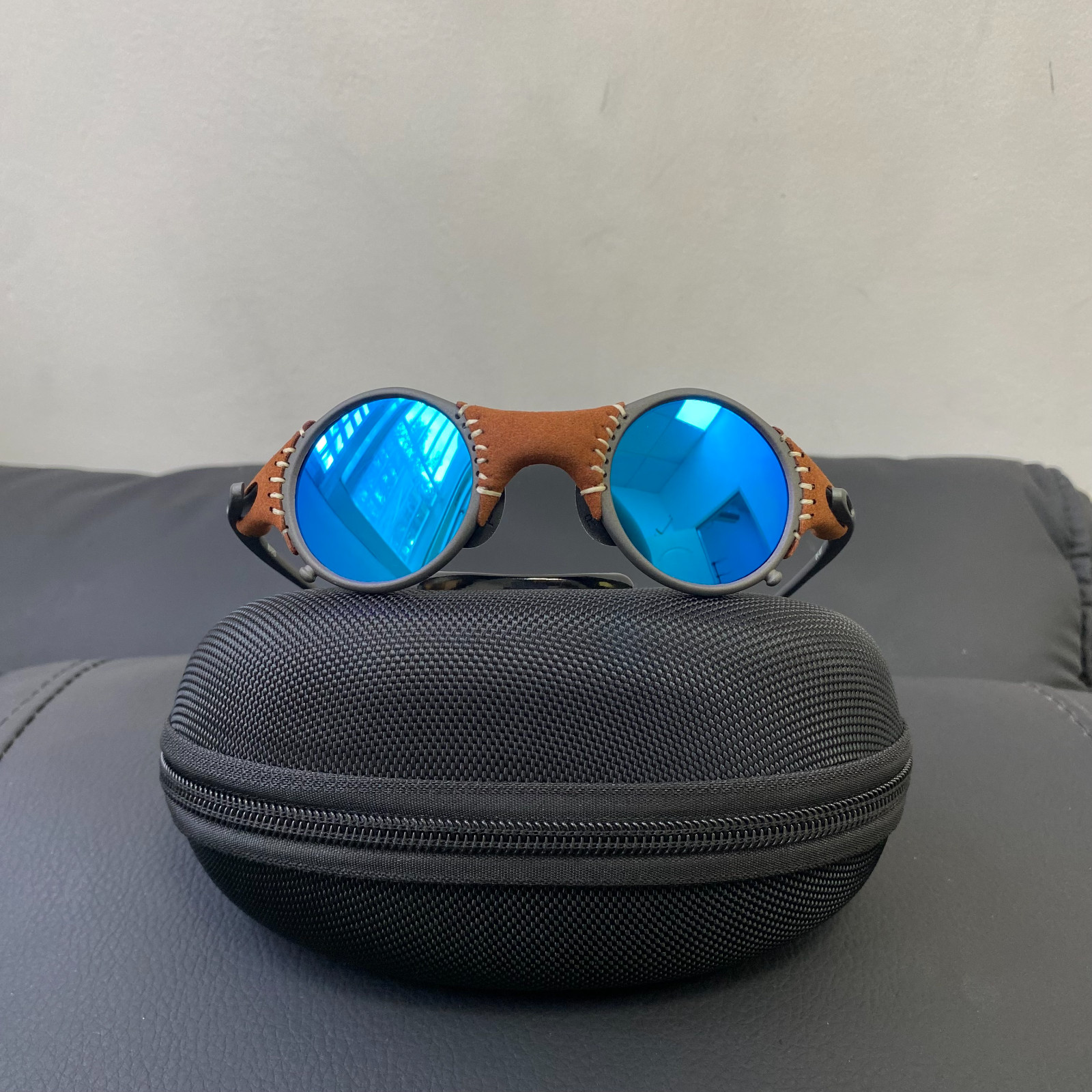 Vintage Oakley X-Metal Mars Leather avantgarde Gorpcore Polarized Outdoor mounta