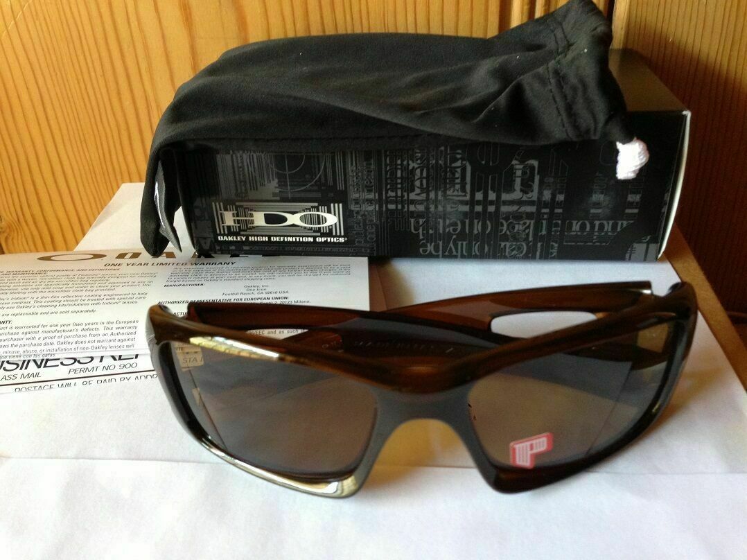 NEW Oakley – Crankcase – Sunglasses, Rootbeer / Bronze Polarized, OO9165-07