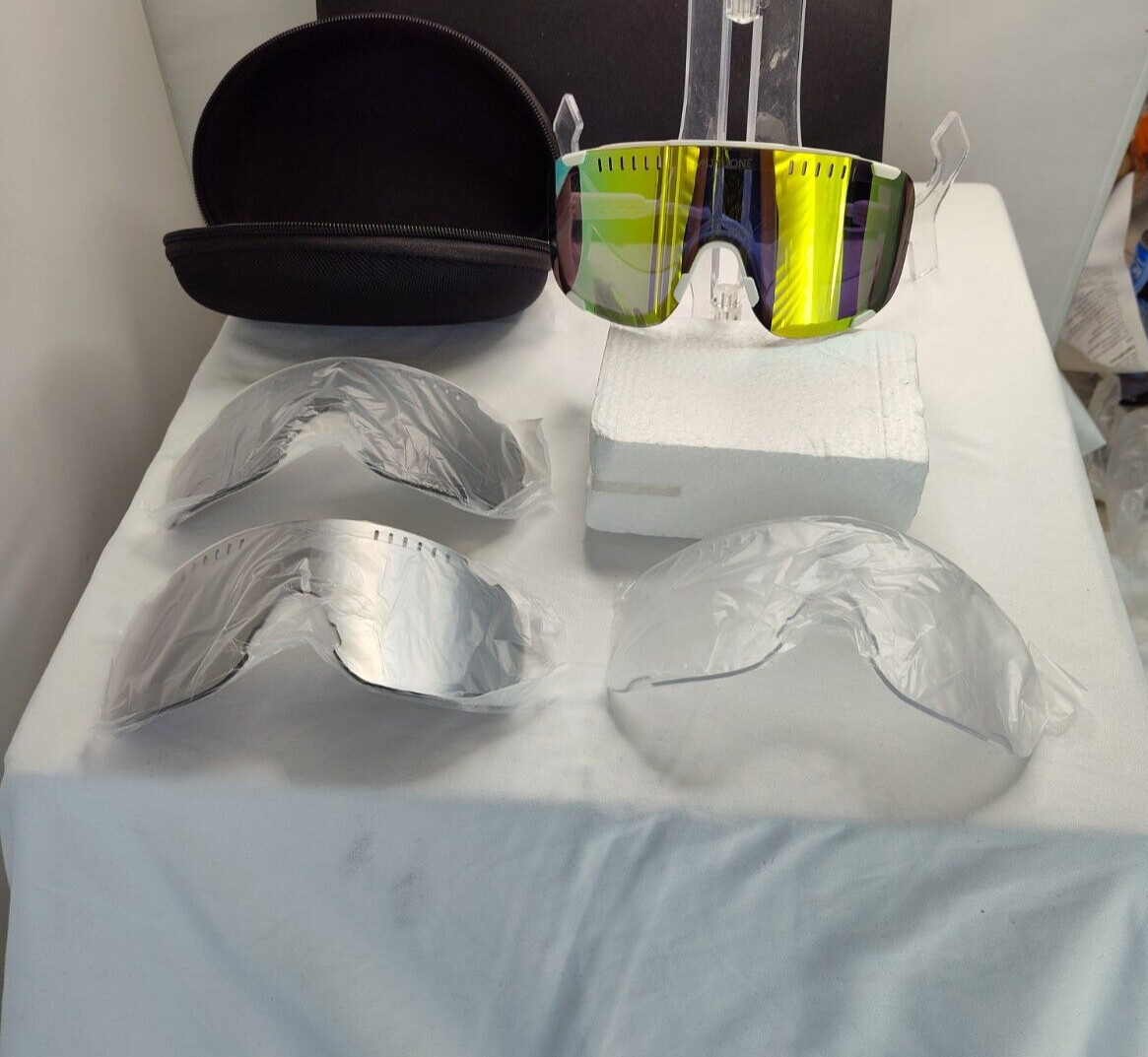 Mjnuone Sports Cycling Goggles Mens Driving Mirrored Sunglasses w 3 New lens