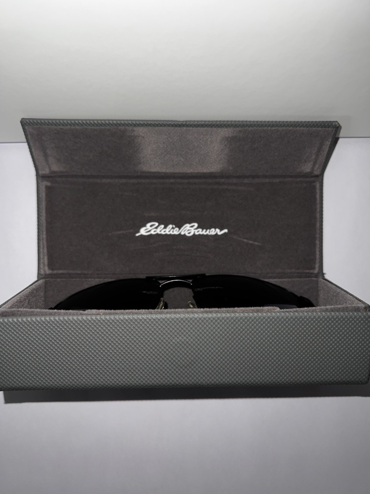 Eddie Bauer EB32602P Polarized Sunglasses Black Blue 58-16-140 w/ Case