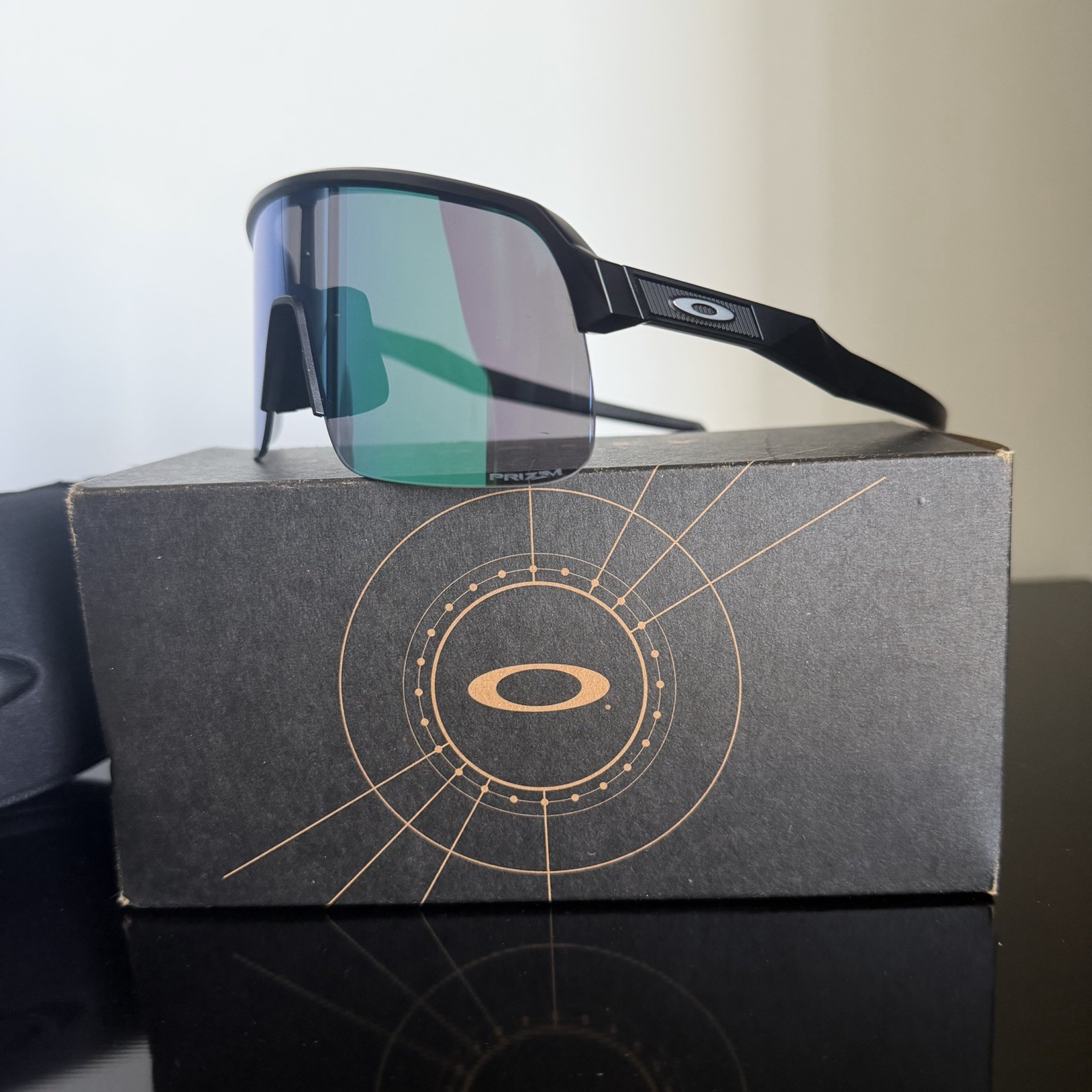 Oakley Men’s Sutro Lite Sunglasses Prizm Road Jade Lenses, Matte Black Frame