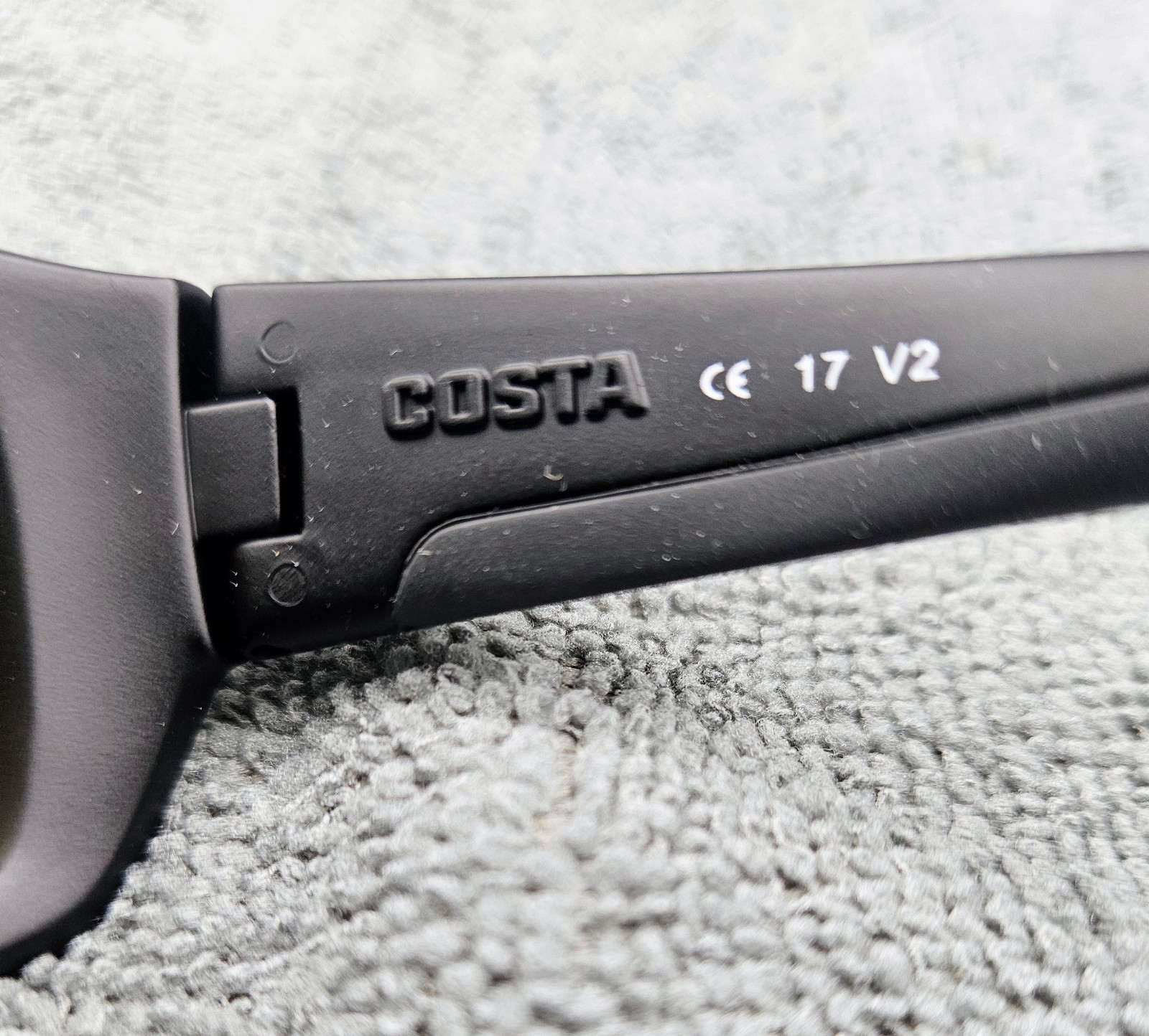 Costa Del Mar Fantail Blackout Frame 580P Sunrise Silver Mirror Lens