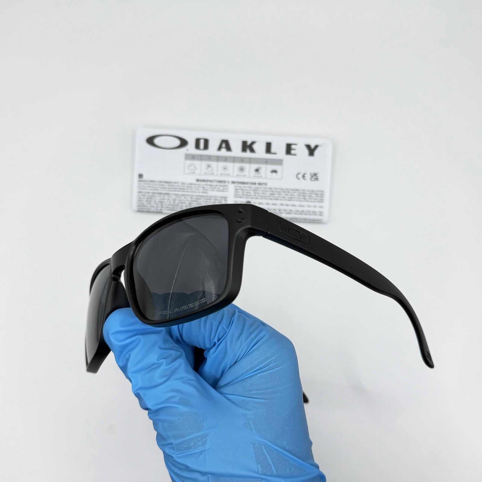 OAKLEY Standard Issue Holbrook™ 57/18 matte black accent sunglasses