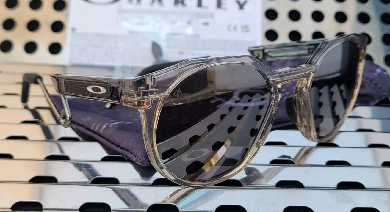 New Oakley HSTN Metal 9279-0552 Damian L. Sunglasses Grey Ink-Sepia/ Prizm Black