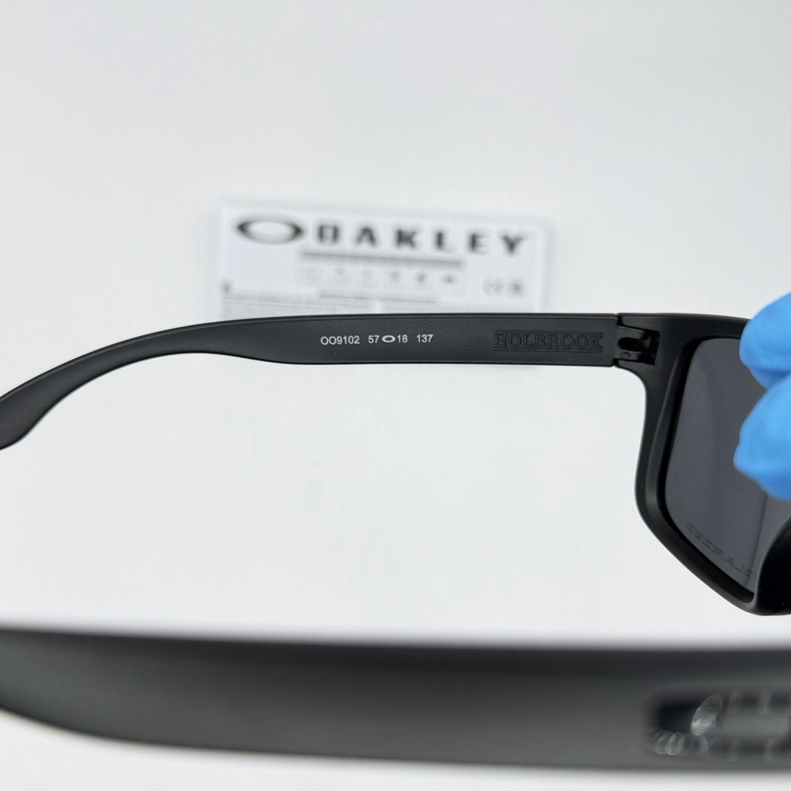 OAKLEY Standard Issue Holbrook™ 57/18 matte black accent sunglasses