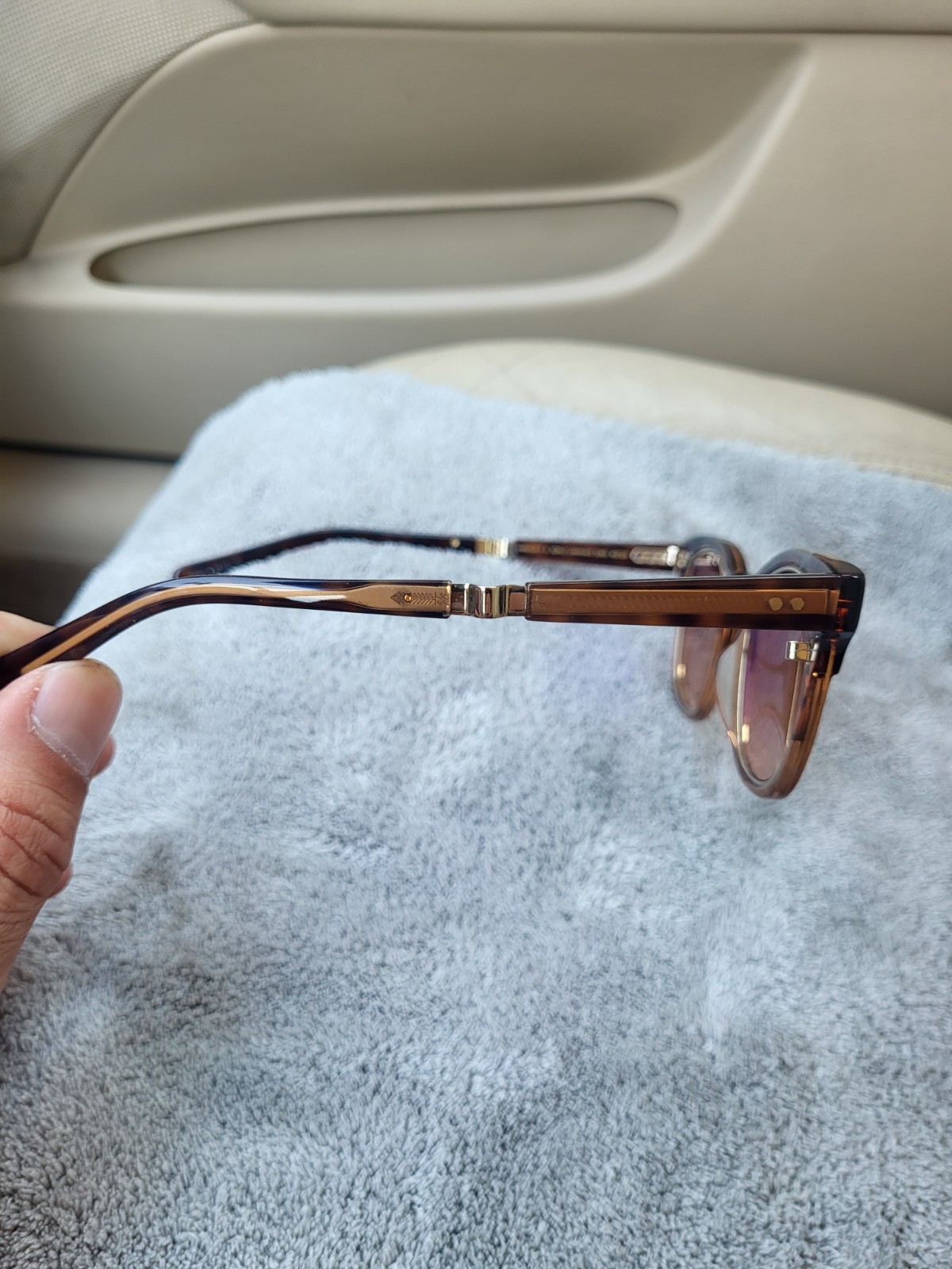 Mr Leight Hanalei 2 Brown Acetate 12k Gold Titanium With Cherry Gradient Lenses