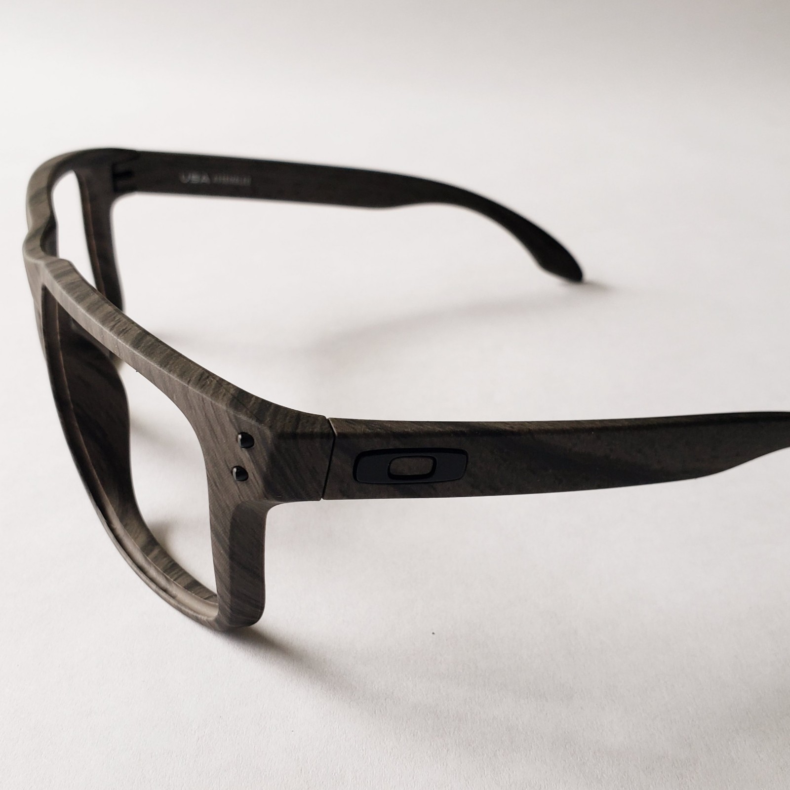 Oakley Holbrook XL Woodgrain Black Icons Replacement Frame Only Brown OO9417