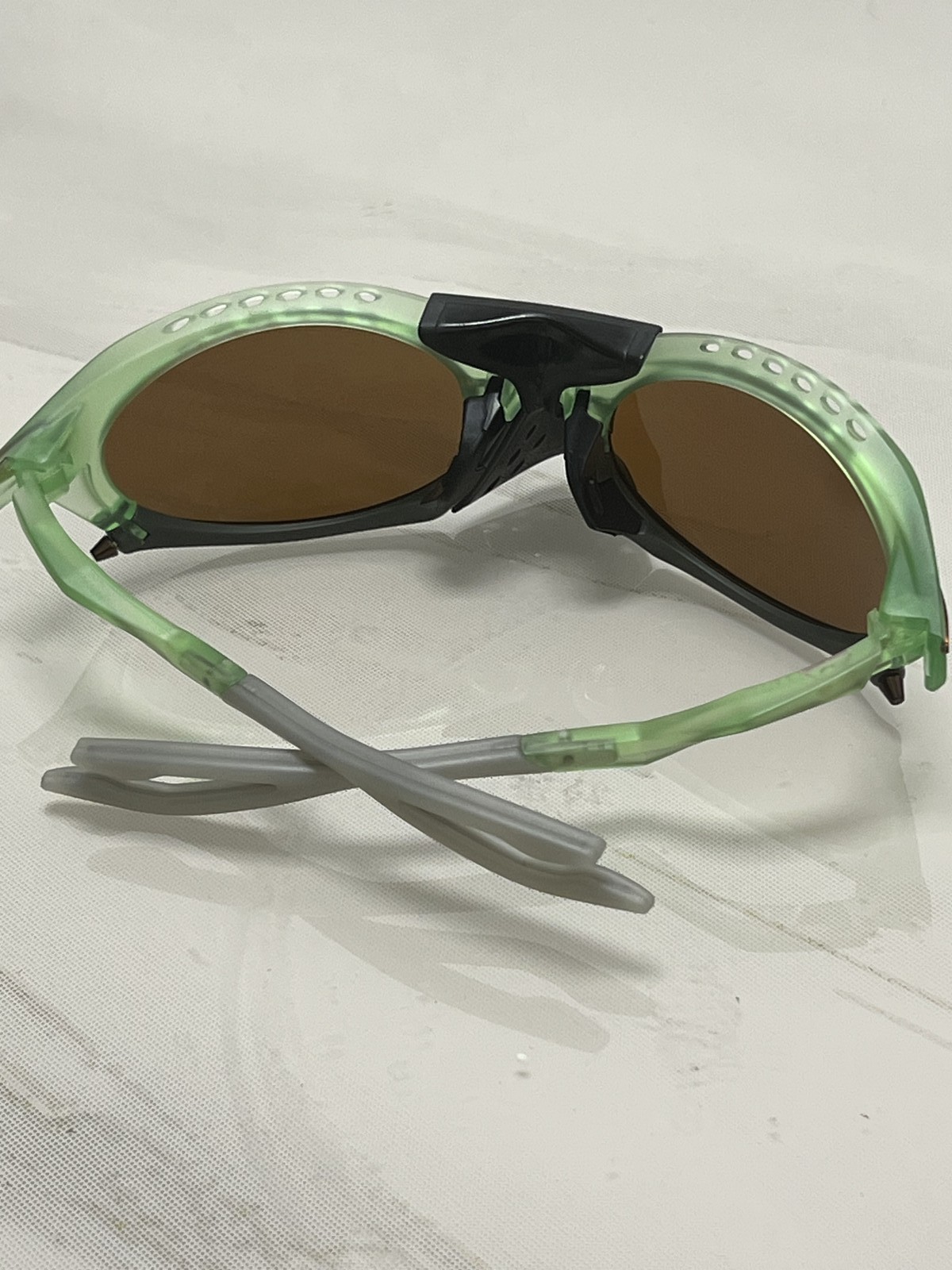 Oakley PLANTARIS Sunglasses OO9437-0363 Matte Transparent Fern W/ PRIZM Tungsten