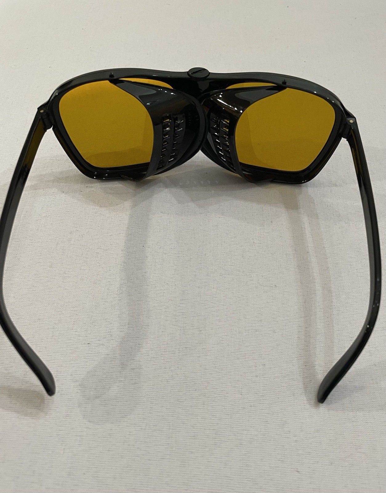 Bolle France Sport Aviator Vintage Black Mustard Frame Sunglasses Side Shields