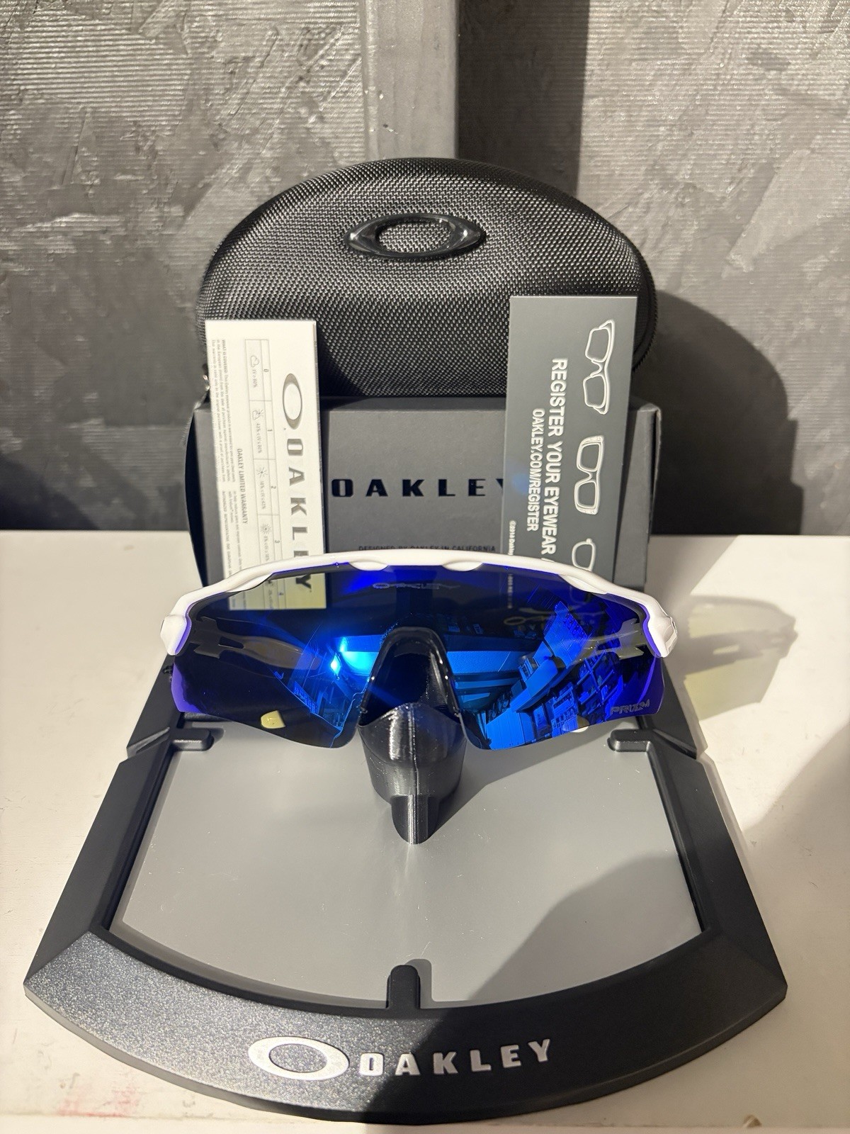 NEW Oakley 009208 Radar Ev Path Men’s Sunglasses – Prizm