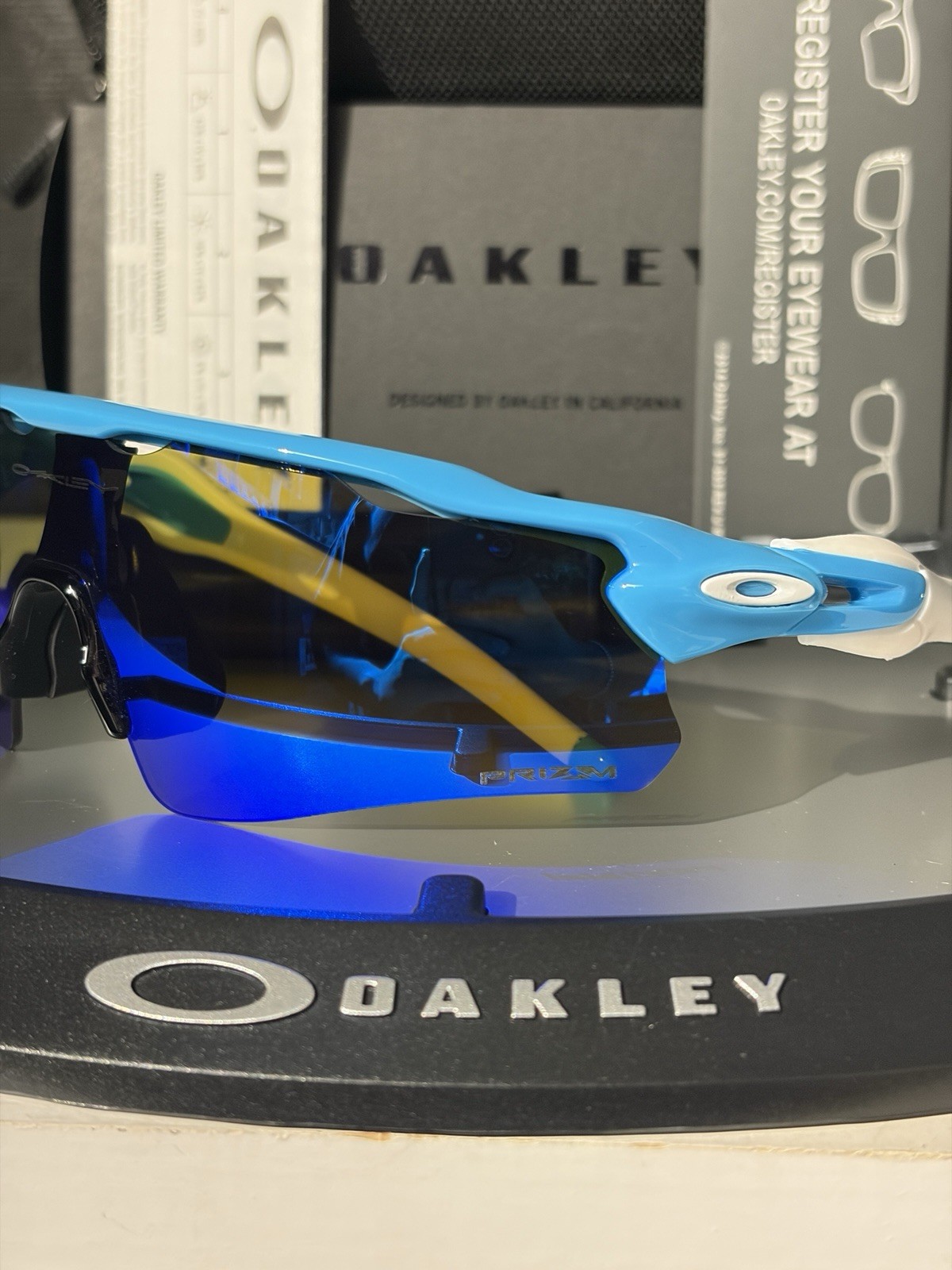 NEW Oakley 009208 Radar Ev Path Men’s Sunglasses – Prizm