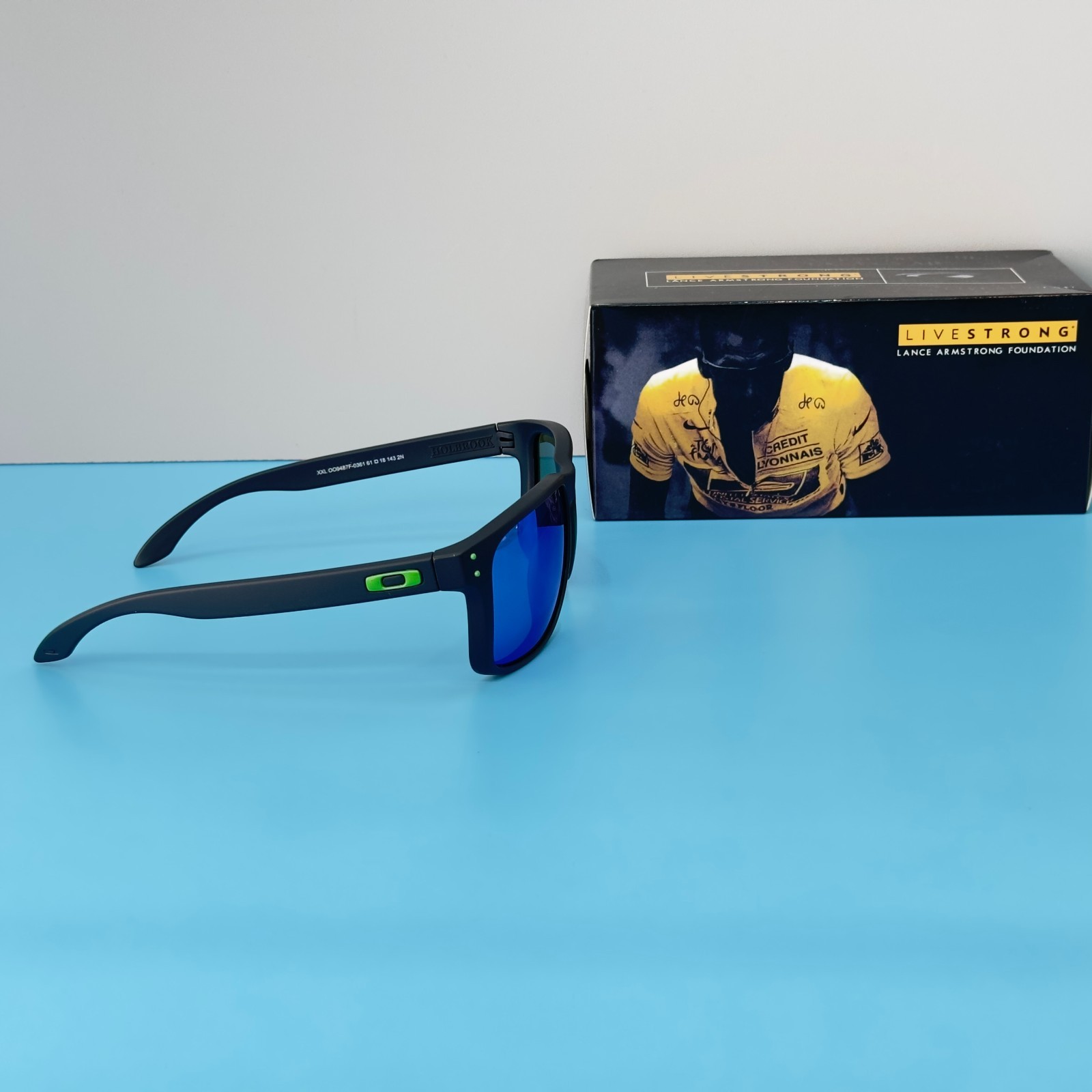 Oakley OO9487 Black Frame Prizm Jade Polarized Sunglasses New w/ Box