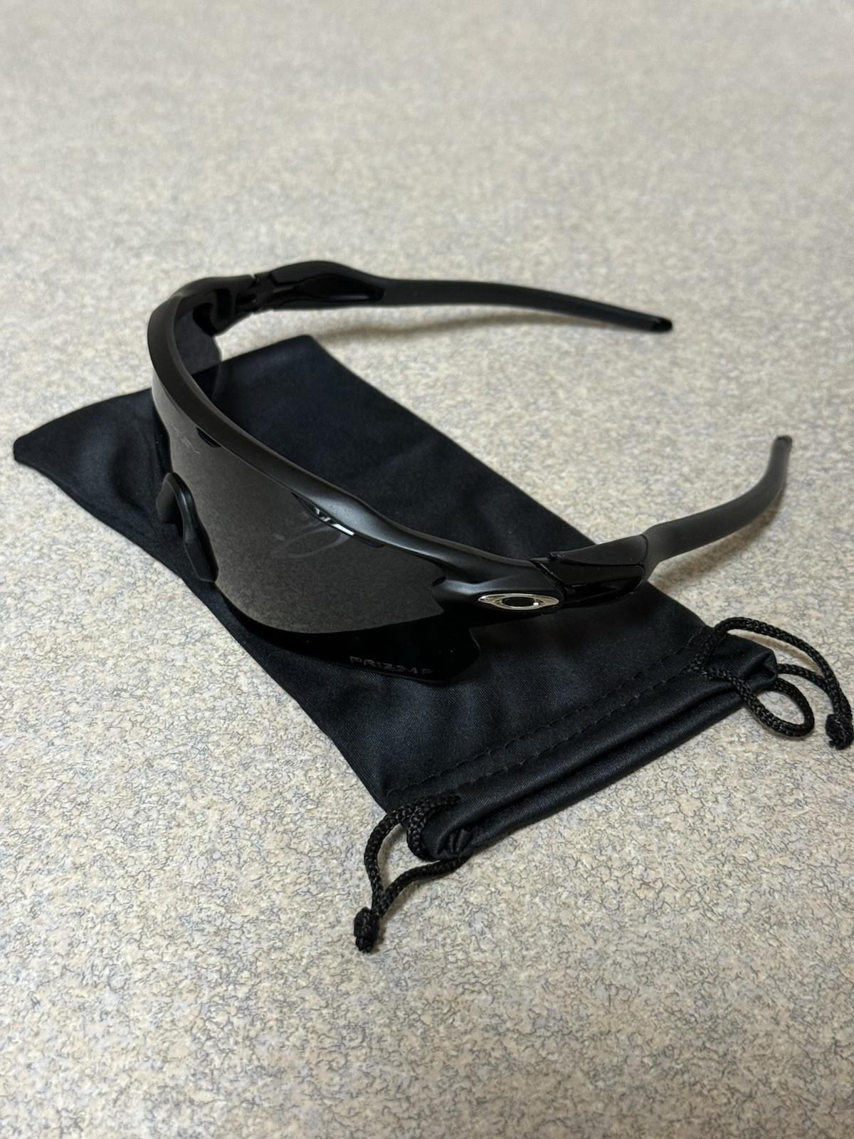 OO9208 Oakley Radar Ev Path Men’s Sunglasses Black Frame Black Prizm Lense