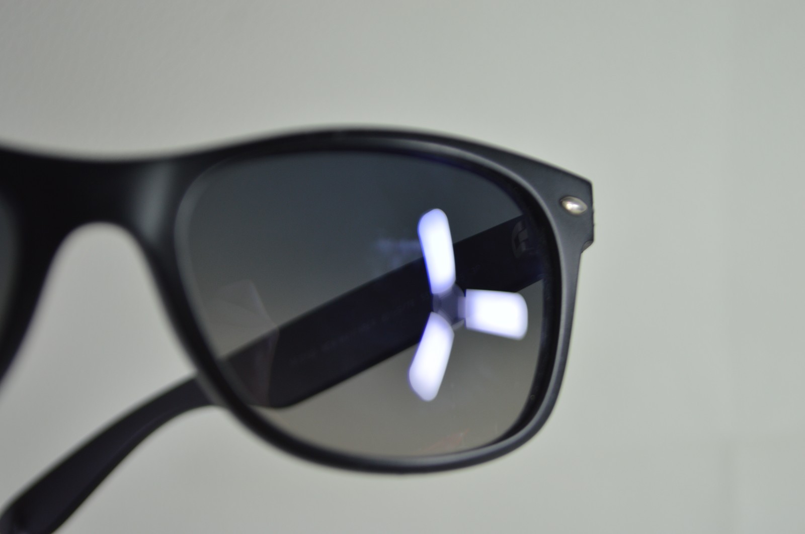 Ray-Ban New Wayfarer RB2132 Sunglasses Blue Lens MADE IN ITALY
