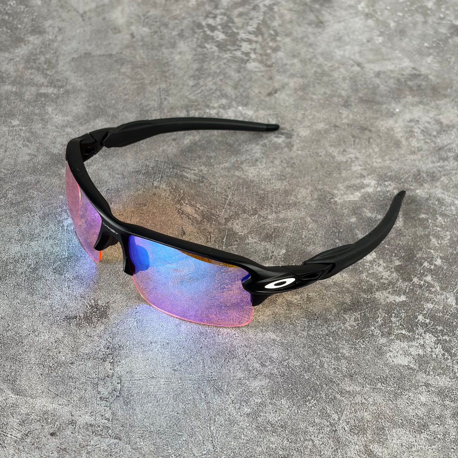 Oakley Flak Lightweight Sunglasses Prizm Blue Purple Lens Black Frame