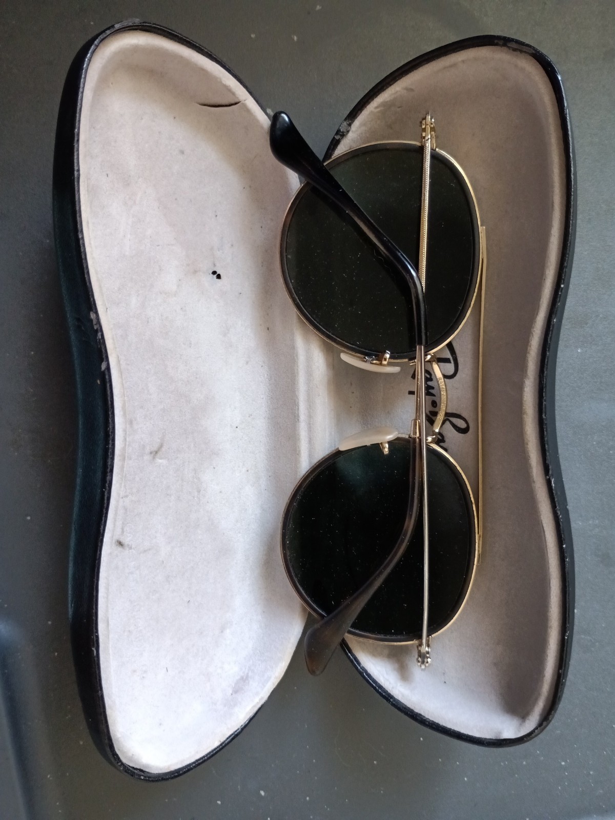 Bausch & Lomb Ray Ban Cheyenne Sunglasses Gold Frame