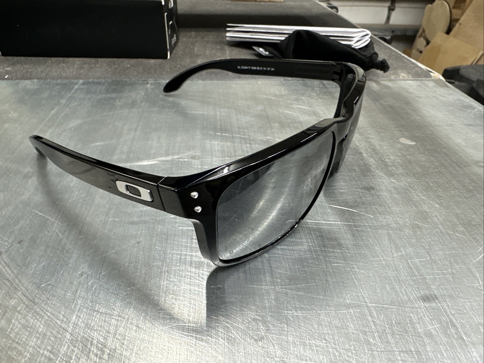 Oakley Men’s OO9417-1659 Holbrook XL Sunglasses -Polished Black/Prizm Black-59mm