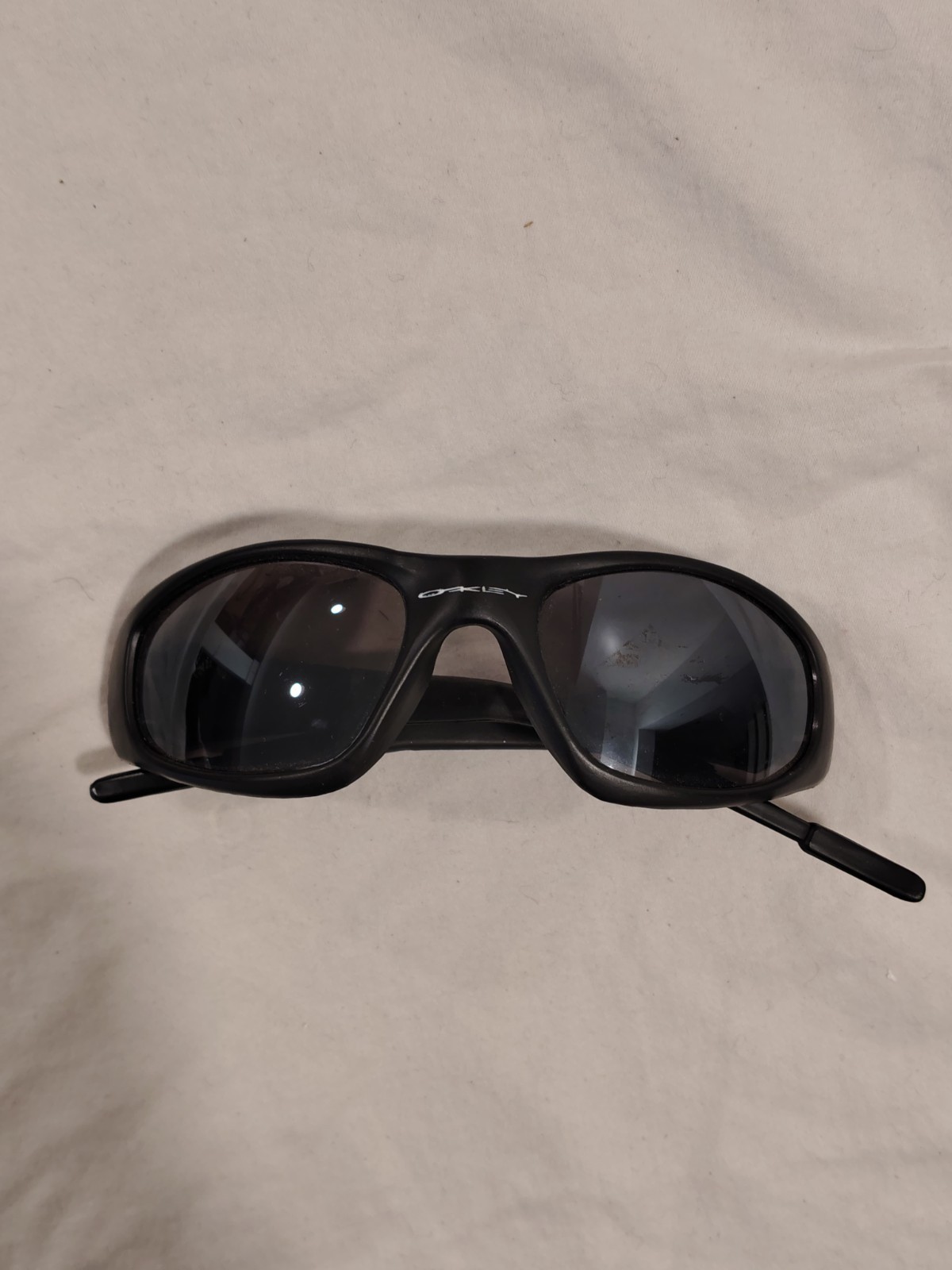 *FLAWS VTG Oakley Straight Sunglasses Made in USA