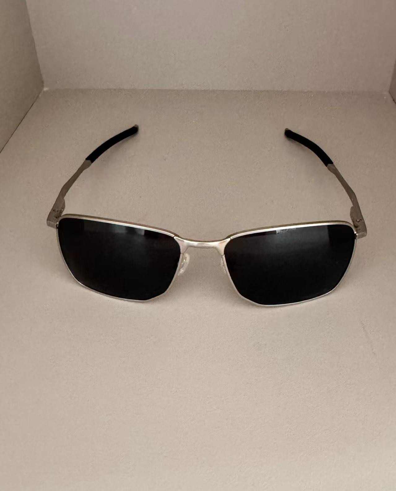 Oakley Ejector OO4142 Silver FramePRIZM Silver Grey Lens Sunglasses.kl