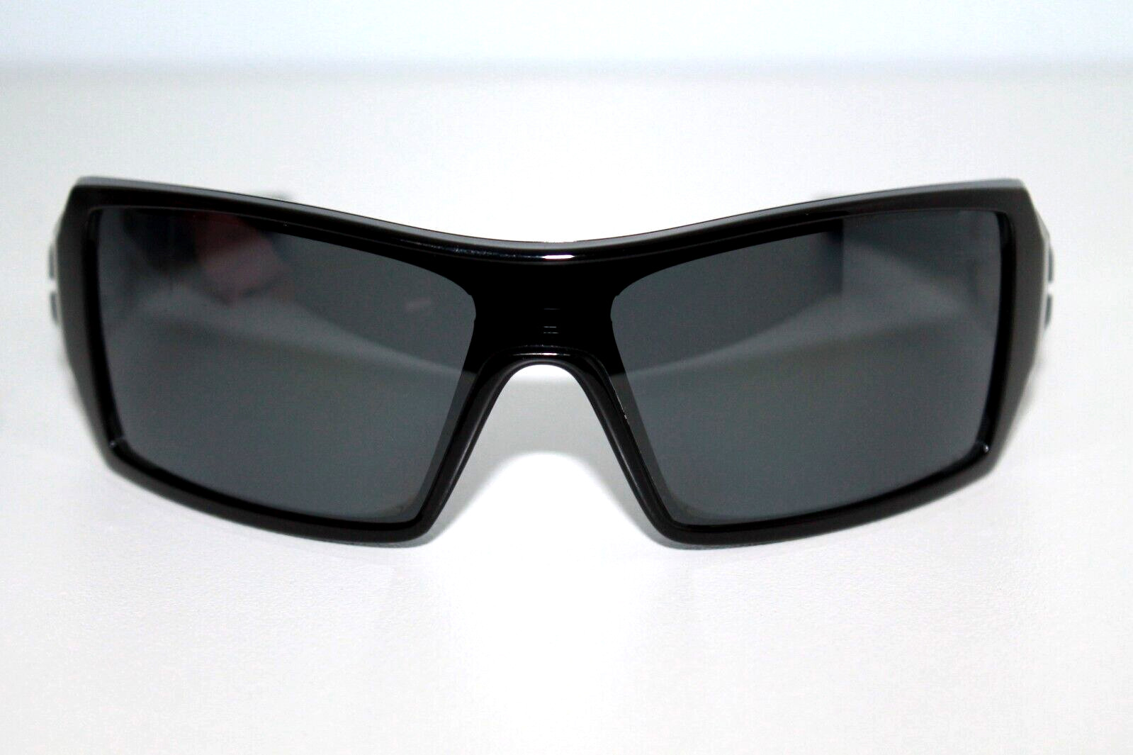 OAKLEY Oil Rig POLARIZED Sunglasses 26-203 Polished Black W/ Black Iridium Lens