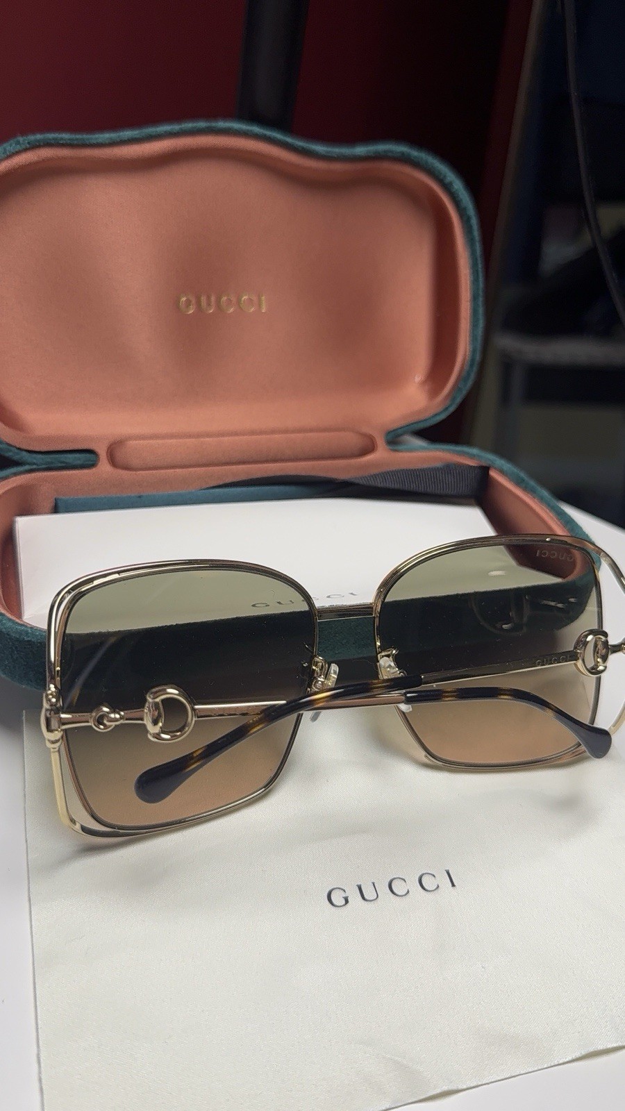 Gucci Women’s Square Sunglasses Gold Metal Frame New Original Tags Dustbag