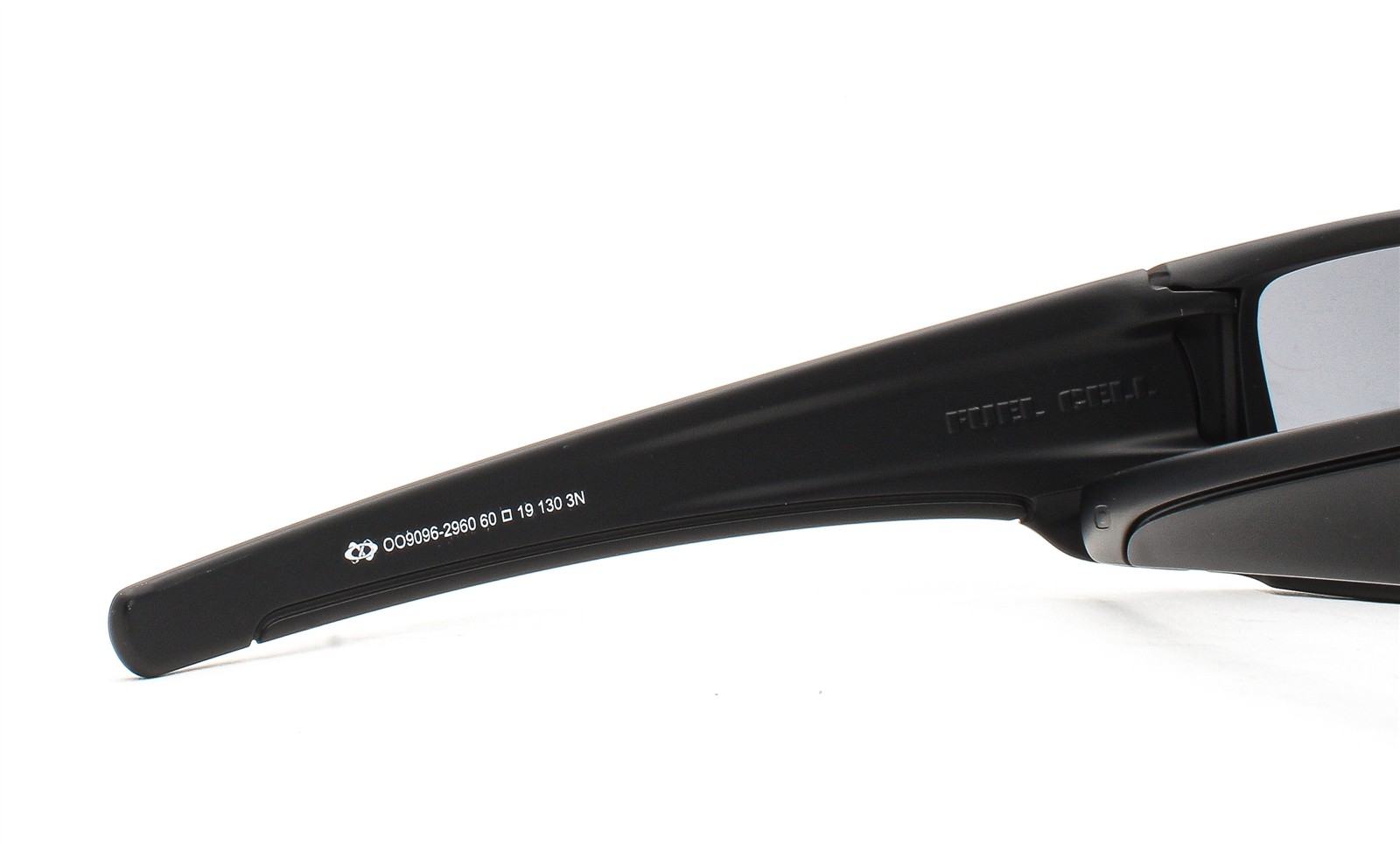 Oakley Fuel Cell Sunglasses Matte Black Gray USA Flag OO9096-2960 with Pouch
