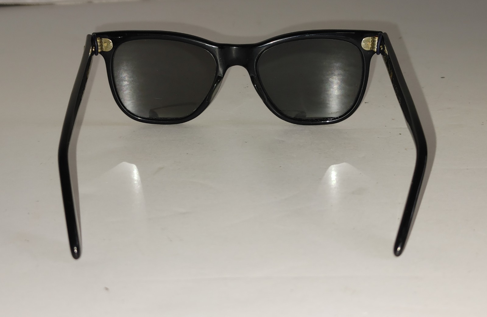 American Optical Saratoga True Color Sunglasses Vintage Black AO JFK w/Case