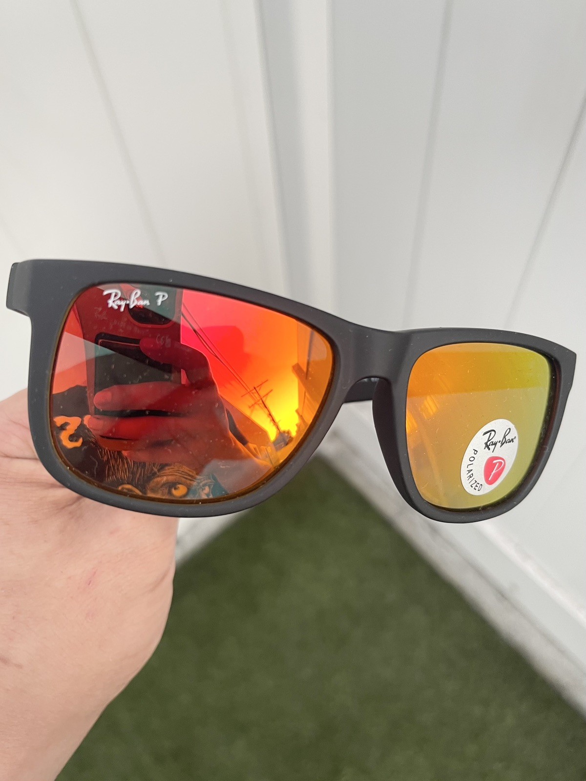 NWT Authentic Ray Ban Polarized Justin RB4165 4165 Black Red Flash Lens 55/16
