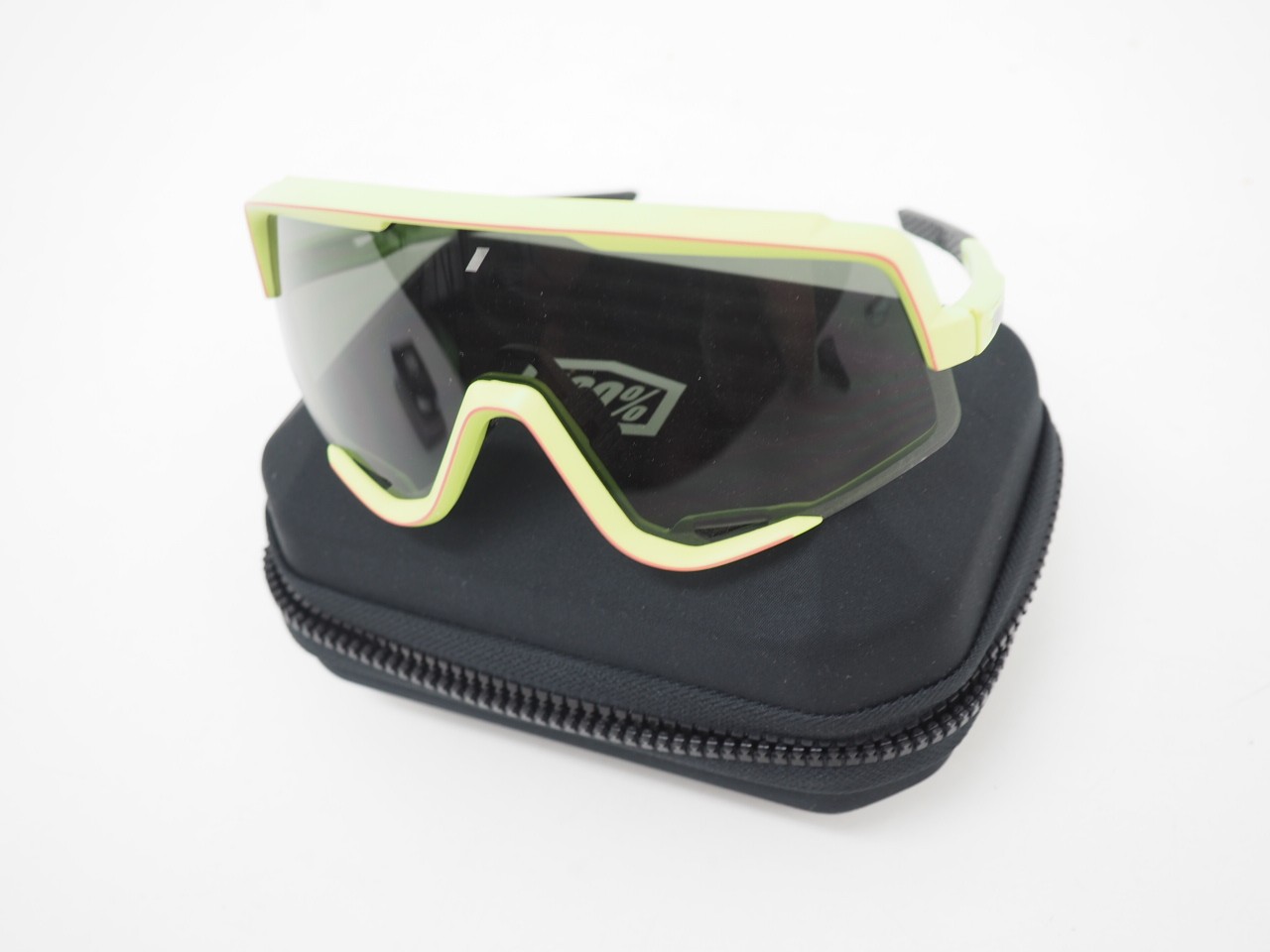 100% Glendale Soft Tact Washed Out Neon Yellow Smoke Lens w/Clear Lens, Nose Pad