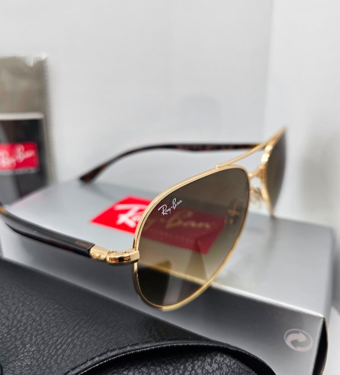Ray-Ban Aviator Classic Sunglasses