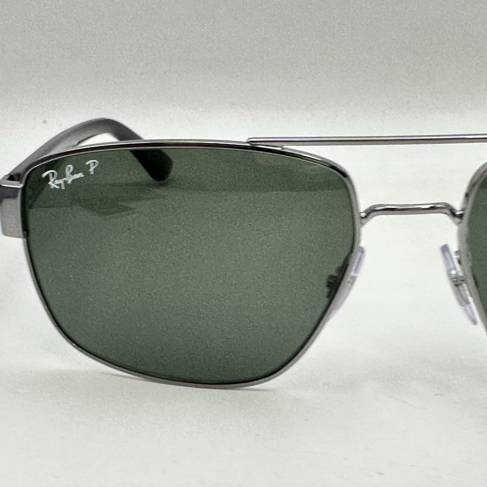 Ray Ban Mens Irregular Aviator Polarized Sunglasses RB3663 Gunmetal/Green