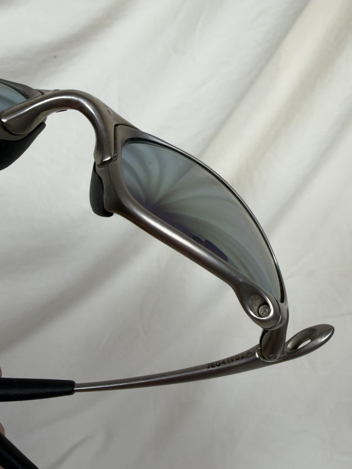 Vintage Oakley Juliet X Metal Plasma Ice Iridium Sunglasses JE041982A USA 2004
