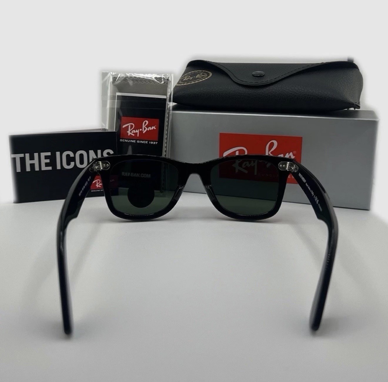 Ray-Ban Original Wayfarer Classic Black Polarized Sunglasses RB2140 901/58 50mm