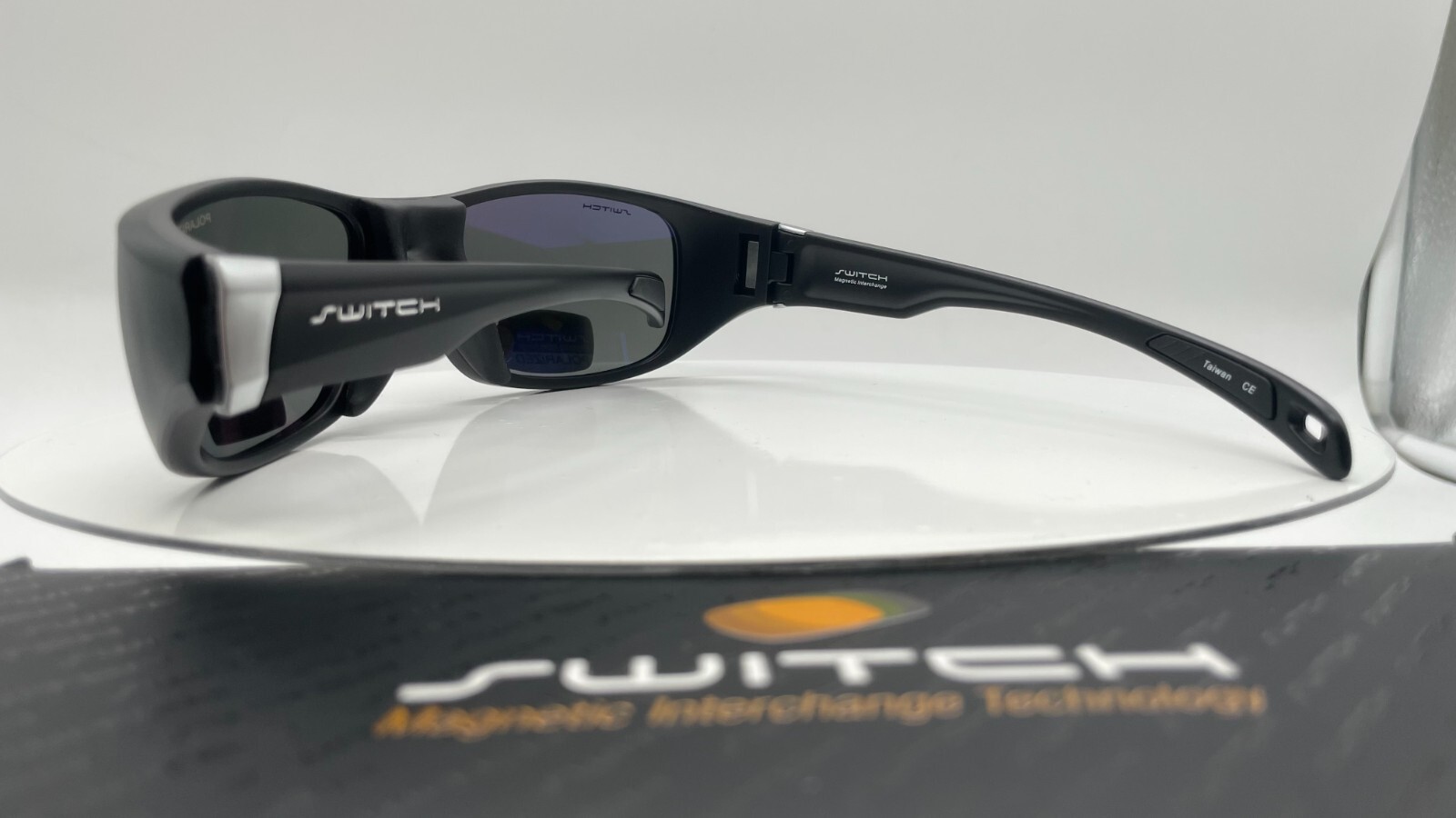 Switch Highlander Matte Black – Polarized Sunglasses – Magnetic Interchange Tech
