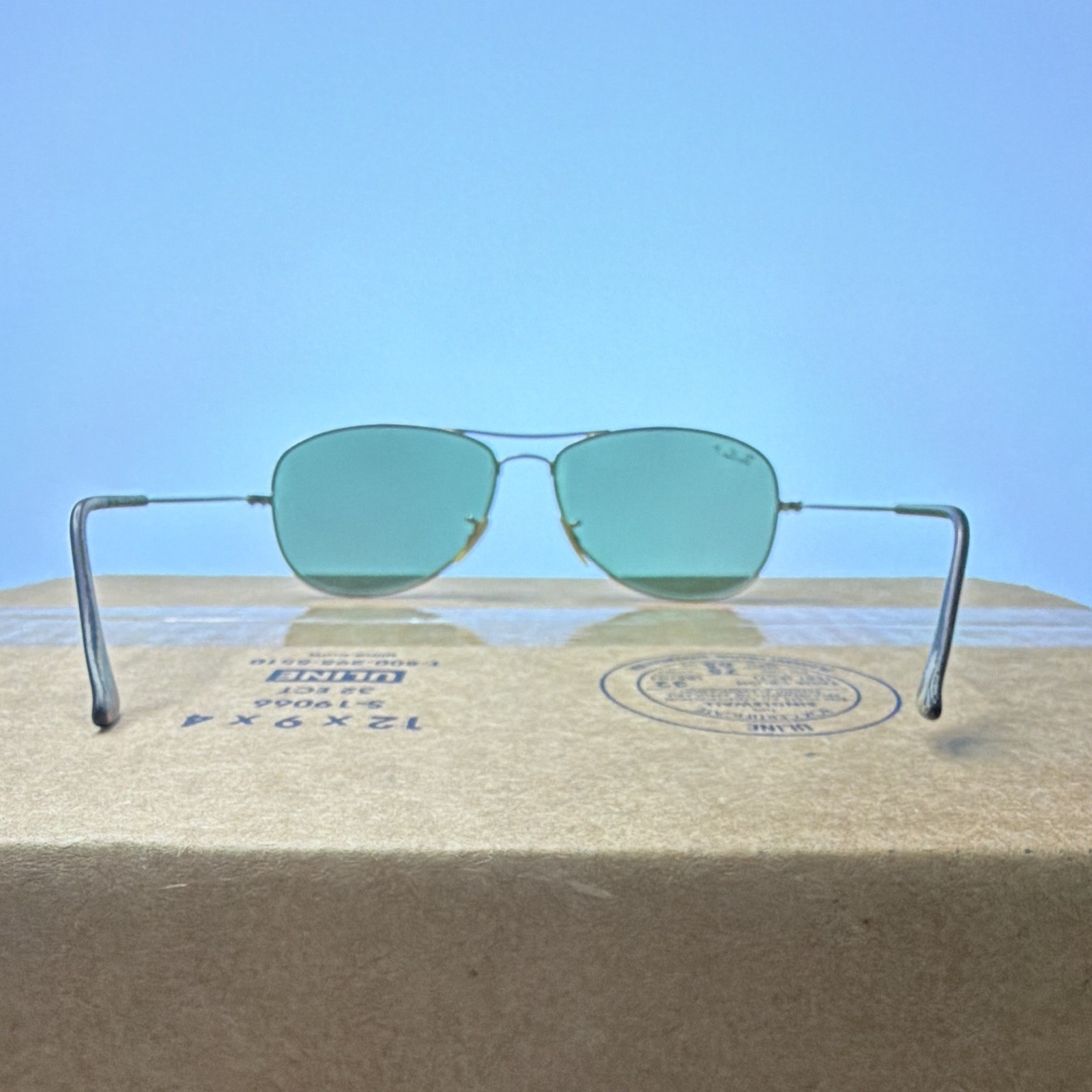 Ray-Ban CockPit Men’s Sunglasses Silver Metal Frame Green Tinted Glass Lens