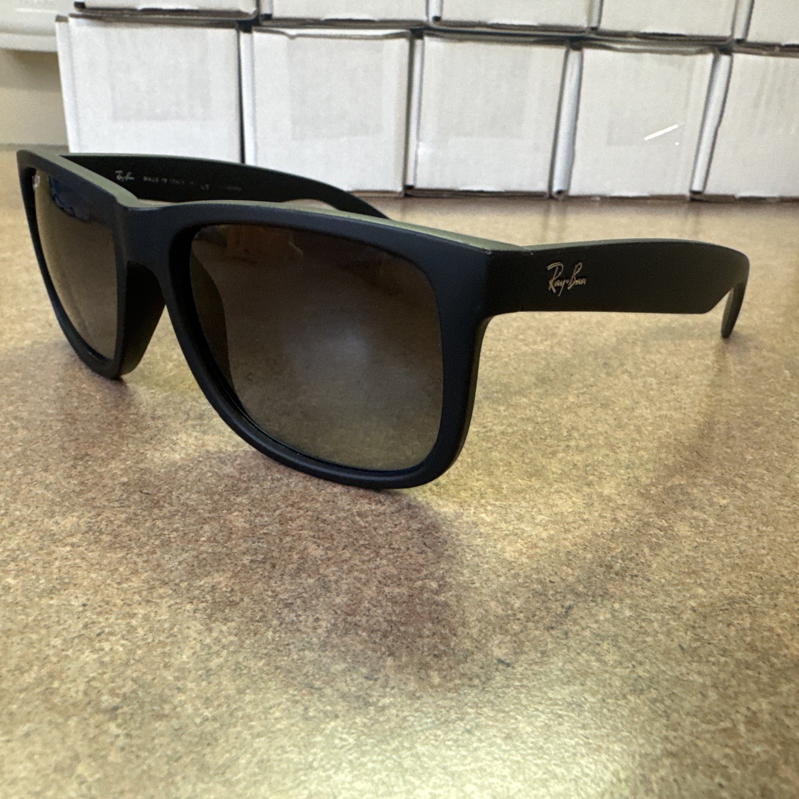 Ray-Ban RB4165 622/T3 54-16 Justin Gray Polarized Sunglasses – Matte Black #J43