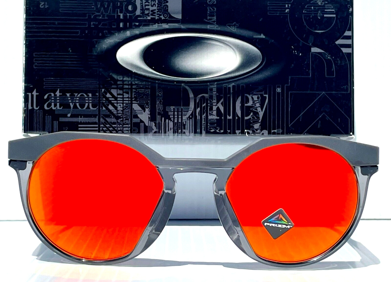 NEW Oakley HSTN Matte Carbon Grey Frame PRIZM Ruby Lens Sunglass 9242-02